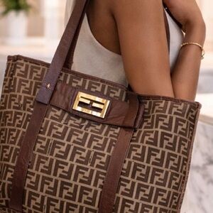 Authentic Fendi Brown Zucca FF Shoulder Bag Vintage Canvas Leather Virtual COA